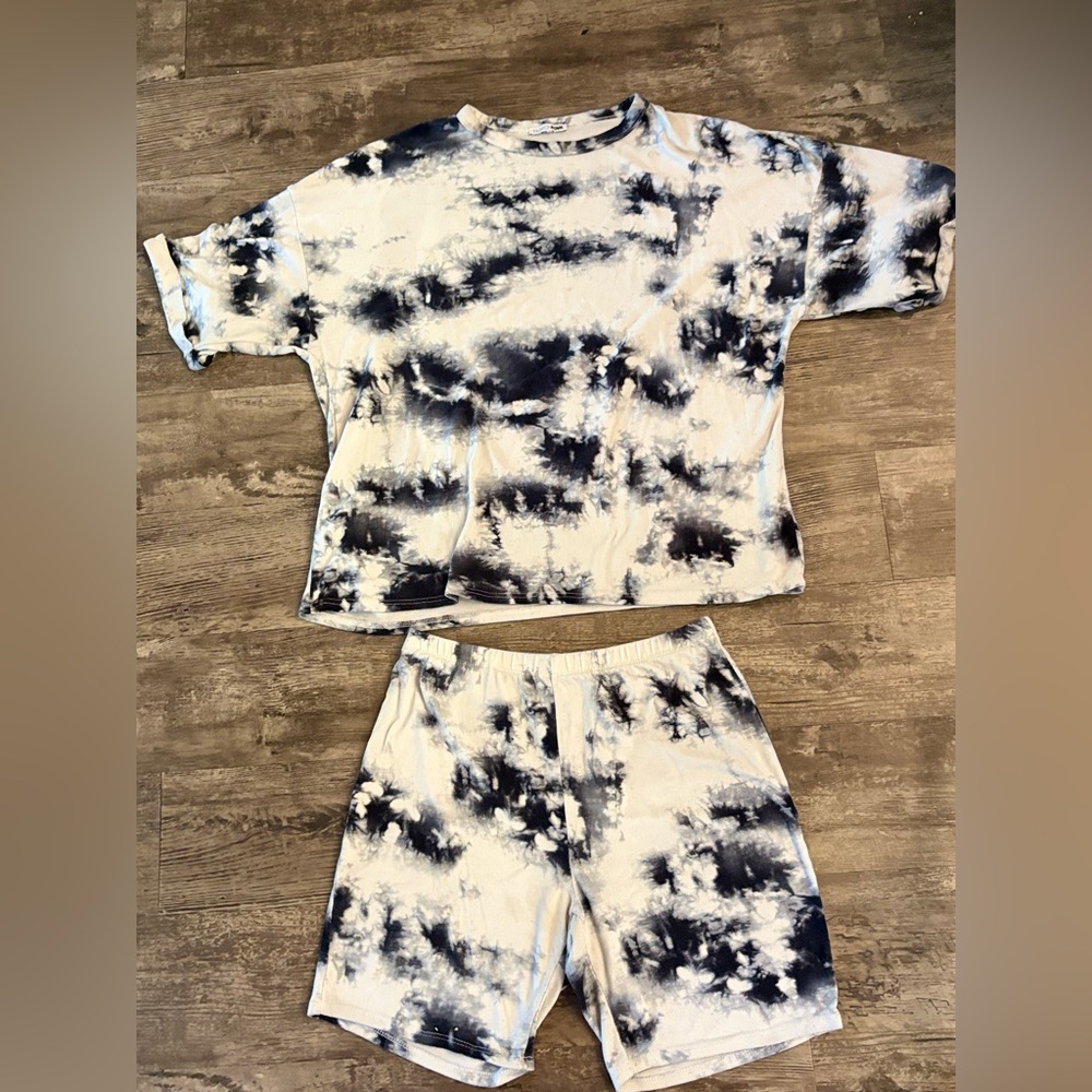 Tie-Dye Biker Short Set - Black and White